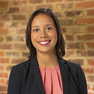 Courtney Winston headshot