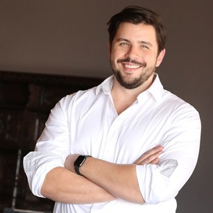 Andrew King headshot